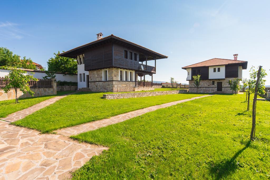 Complex Rayuvski Han Rayuvtsi Εξωτερικό φωτογραφία